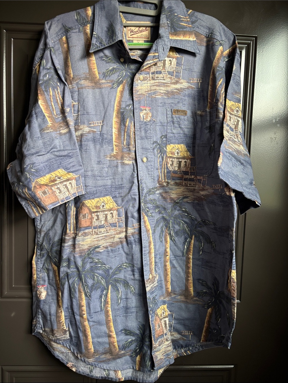 Vintage Woolrich Blue Hawaiian-Style  Shirt with Palm Print 100% cotton mens med